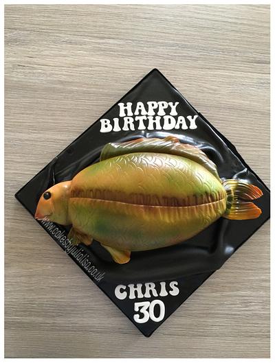 Linear Mirror Carp Fish - Cake by Cakes by Julia Lisa