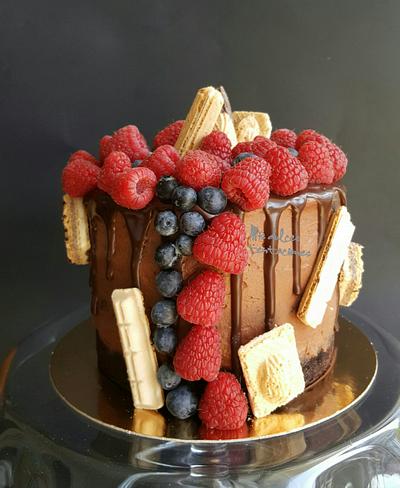 Drip cake with fruits  - Cake by Asya Vencheva 