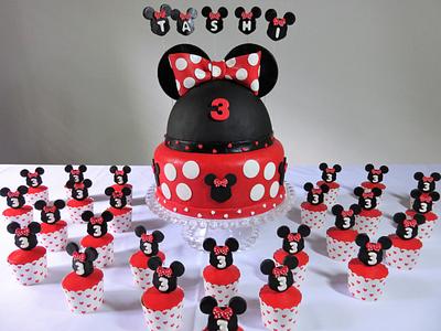Minnie Mouse - Cake by The Cake Shop
