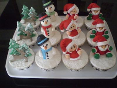 Christmas cupcakes - Cake by annjanice