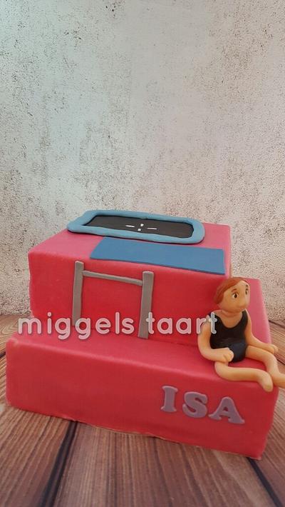 gymnastic cake - Cake by henriet miggelenbrink