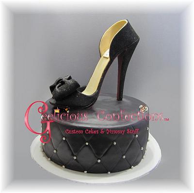 Simple Black Elegance - Cake by Geelicious Confections