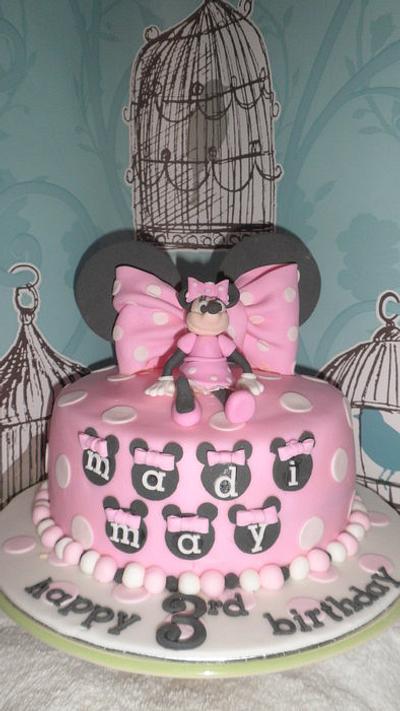 Minnie Mouse - Cake by Cakes galore at 24