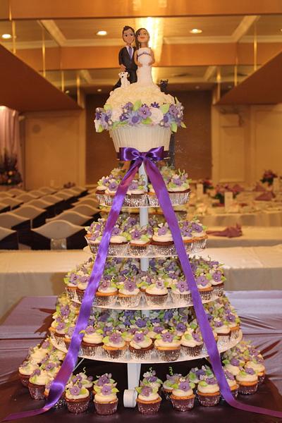 Wedding cupcake tower - Cake by The Little Cake Company