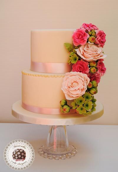 Spring bouquet wedding cake - Cake by Mericakes