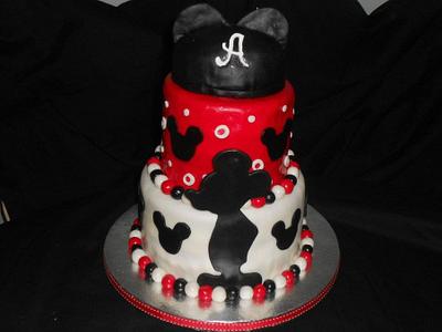 Mickey Mouse - Cake by Cakes by Kate