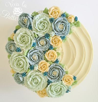 Roses at Dawn - Cake by vivalabuttercream