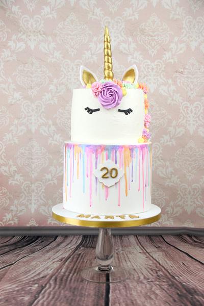 Rainbow Unicorn  - Cake by Artym 