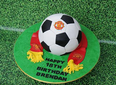 Manchester United soccer - Cake by Trickycakes