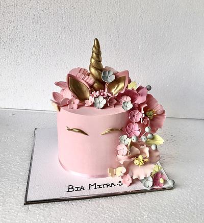 Unicorn cake  - Cake by Rebecca29