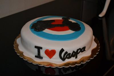 I love Vespa - Cake by DolciCapricci