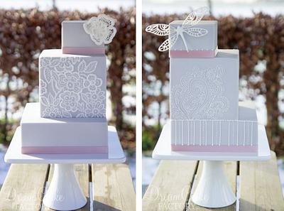 Royal Icing cake with two different faces - Cake by Eline
