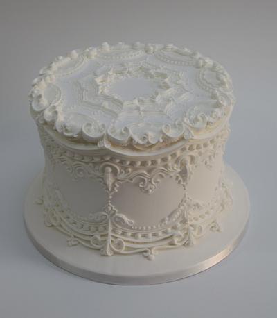 A royal iced cake in the 1910 style - Cake by TheRoyalIcer
