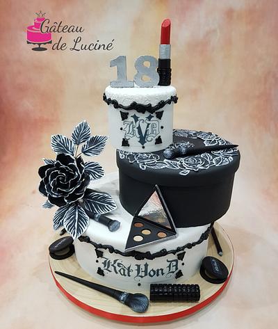 Makeup birthday cake  - Cake by Gâteau de Luciné