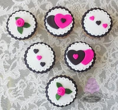 Black, hot pink valentine cupcakes - Cake by Sonia Huebert