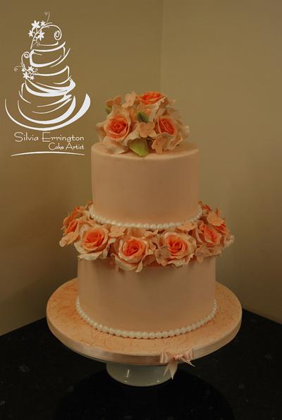 Peach roses - Cake by cakesbysilvia1