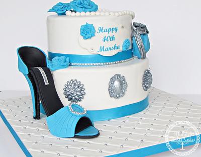 Shoe and handbag cake - Cake by MicheleBakesCakes