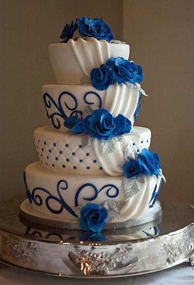 Wedding cake in Blue - Cake by JustSimplyDelicious