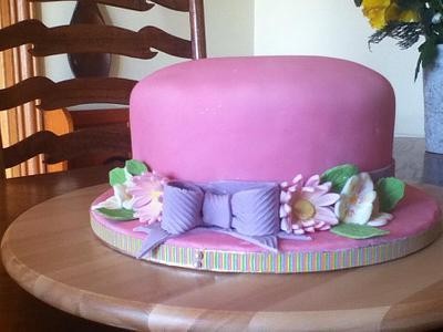 Easter Bonnet - Cake by Toni Lally