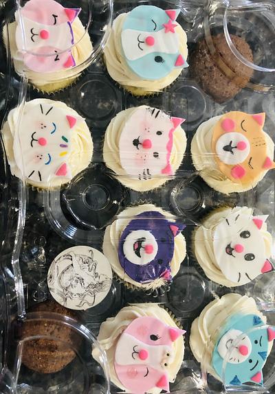 Cat cupcakes - Cake by MerMade