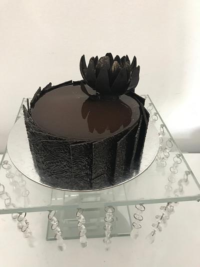 Dark chocolate mirror glaze  - Cake by Samyukta