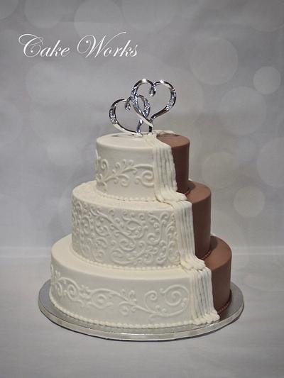 Peeking chocolate wedding cake - Cake by Alisa Seidling