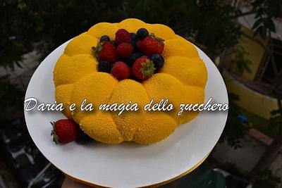 yellow modern cake - Cake by Daria Albanese