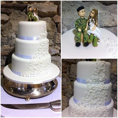 Wedding Cake - Cake by Sue