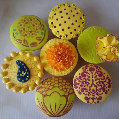 Diwali Cupcakes - Cake by PatisseriePassion