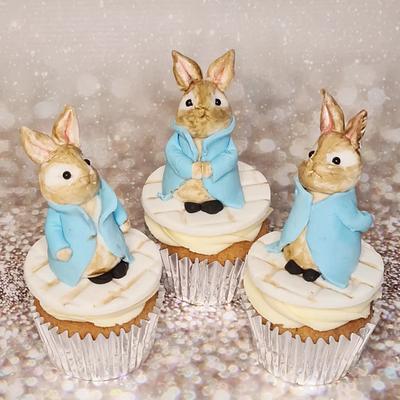 Peter rabbit cupcakes  - Cake by Crazy cake lady 