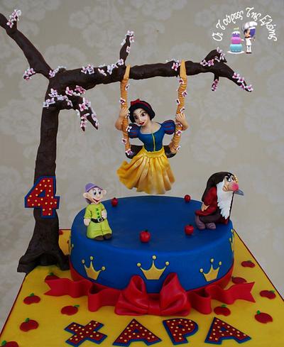 Snow White - Cake by Moustoula Eleni (Alchemists of cakes)