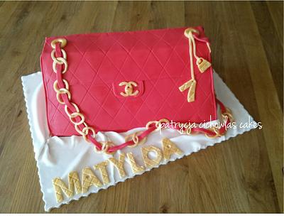 Chanel hand bag  - Cake by Hokus Pokus Cakes- Patrycja Cichowlas