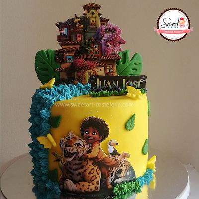 Torta Encanto - Cake by Sweet Art Pastelería & repostería