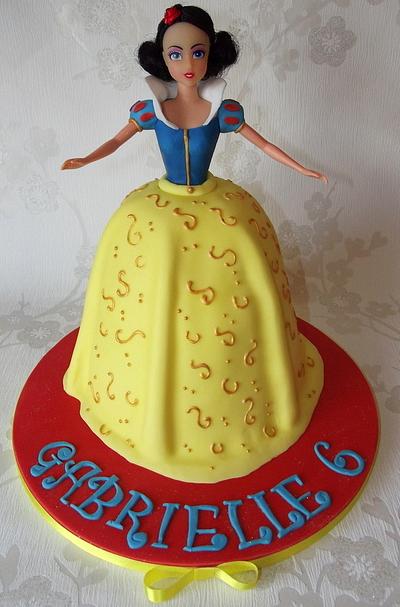 Snow white doll cake - Cake by Hayley