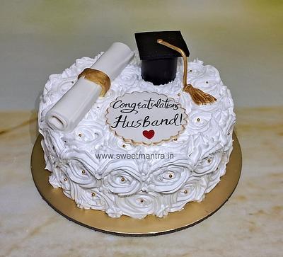 Graduation cream cake - Cake by Sweet Mantra Homemade Customized Cakes Pune