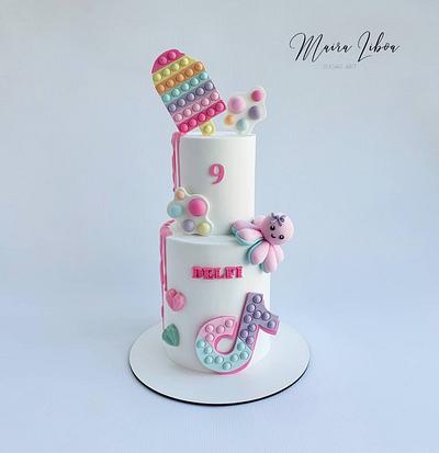Pop it - Cake by Maira Liboa
