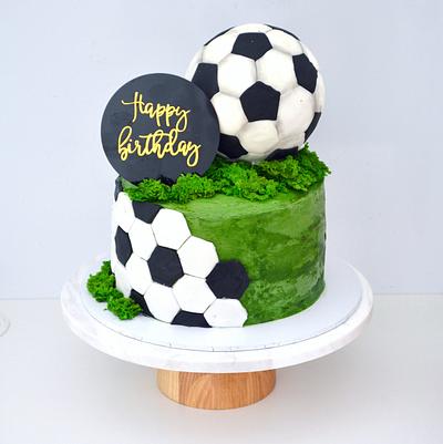 Soccer Birthday Cake - Cake by Juliana’s Cake Laboratory 