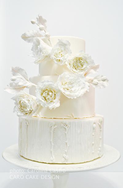 Cake Project - Theme: ALL WHITE - Cake by CaroCaro