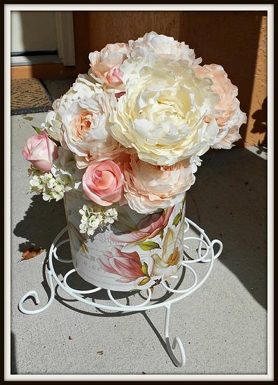 Wedding Flowers  - Cake by Bethann Dubey