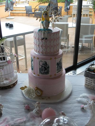 Alice in Wonderland baptism cake - Cake by Mandy
