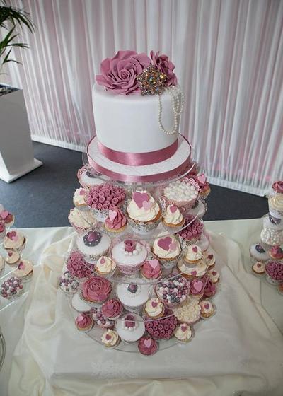 Pink vintage wedding tower - Cake by Brooke