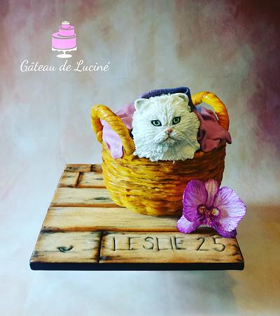 Sugar SNOWBELL and wafer paper orchid - Cake by Gâteau de Luciné
