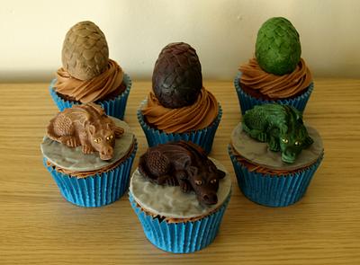 Game of Thrones Cupcakes - Cake by Cathy's Cakes