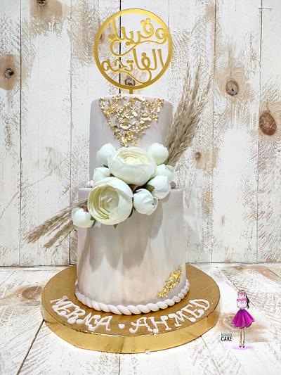 Engagement Cake by lolodeliciouscake 🤍🤎🤎 - Cake by Lolodeliciouscake