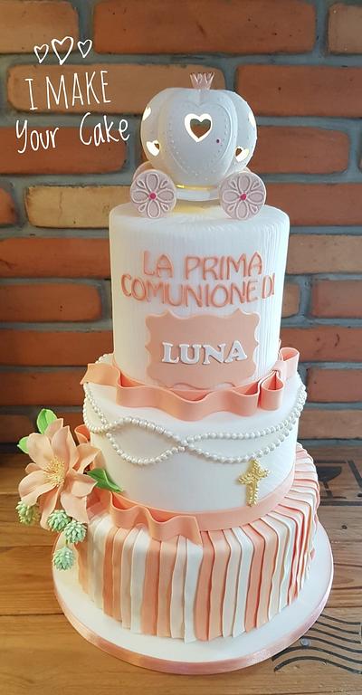 Luna - Cake by Sonia Parente