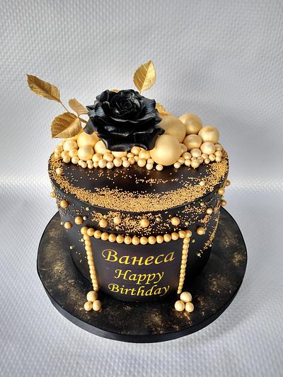 Black,gold and rose - Cake by Dari Karafizieva