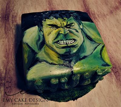 Hulk hand painted cake - Cake by EmyCakeDesign