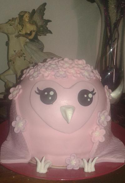 Cute owl themed cake - Cake by Emily Lovett