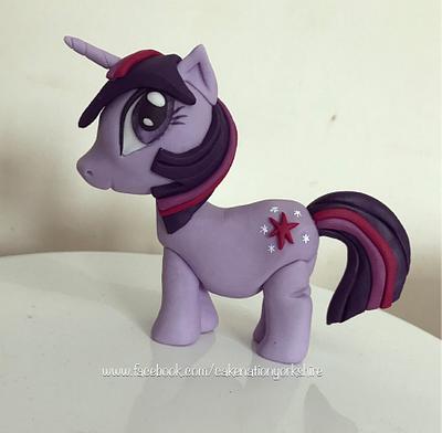 Twilight sparkle from My little pony  - Cake by Cake Nation