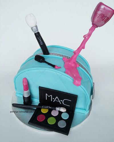 mac maceup - Cake by Hokus Pokus Cakes- Patrycja Cichowlas